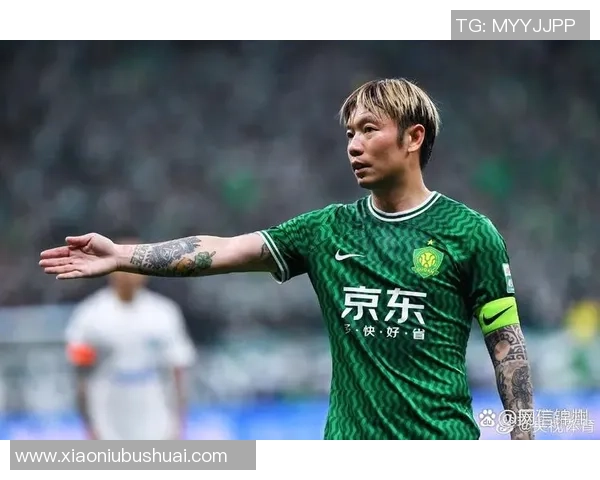 北京足球明星榜单揭晓前十名球员实力分析与成就回顾 北京足球明星榜单揭晓前十名球员实力分析与成就回顾