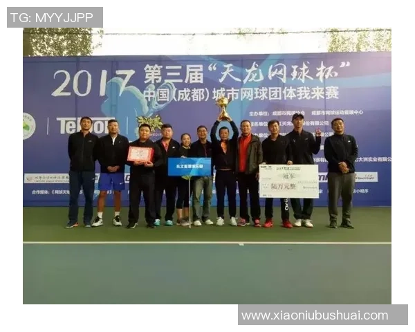 赛后分析:上海网球队与成都网球队的默契配合与战术探讨 赛后分析:上海网球队与成都网球队的默契配合与战术探讨