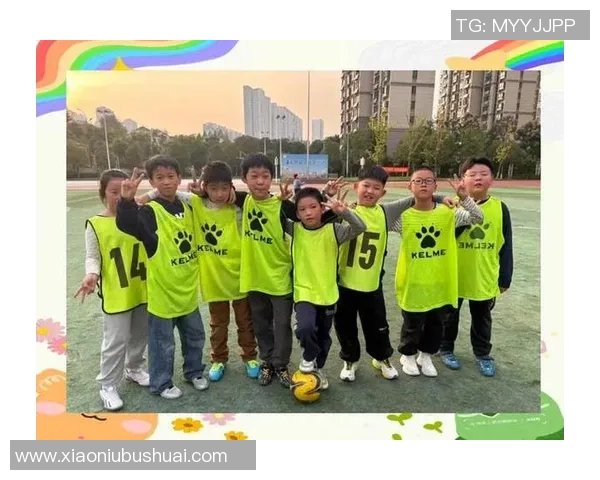 足球明星与中国大男孩的梦想之旅共同追逐绿茵场上的荣耀与激情